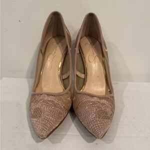 Jessica Simpson Women's Lace Blush and Gold Heels